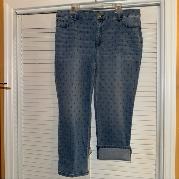 Chico's Blue Polka Dot Cropped Jeans - Picture 3 of 12